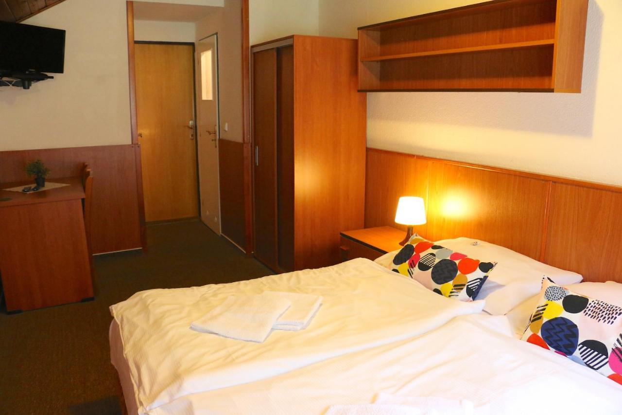 Hotel Maredis Kořenov Extérieur photo