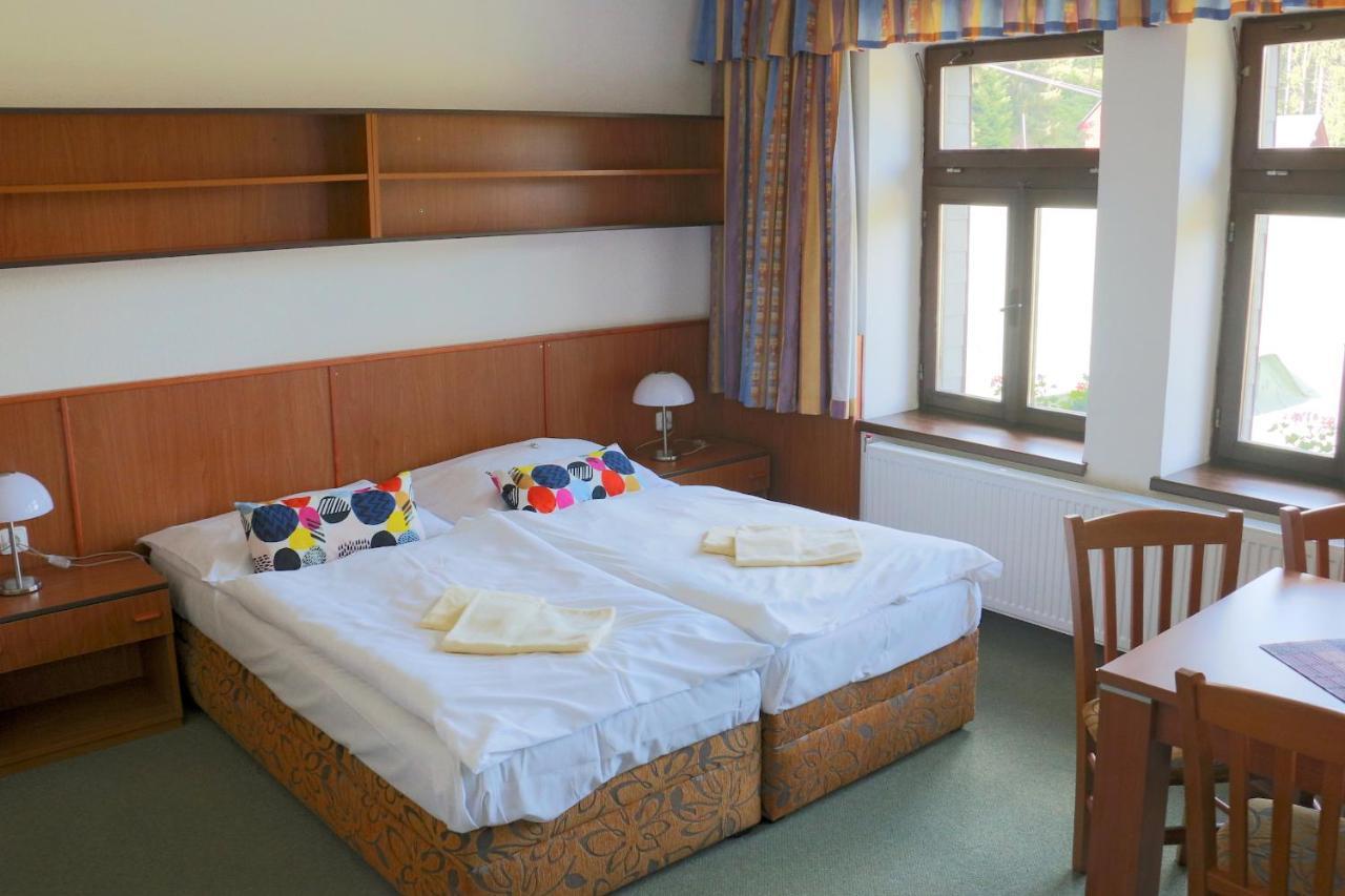 Hotel Maredis Kořenov Extérieur photo
