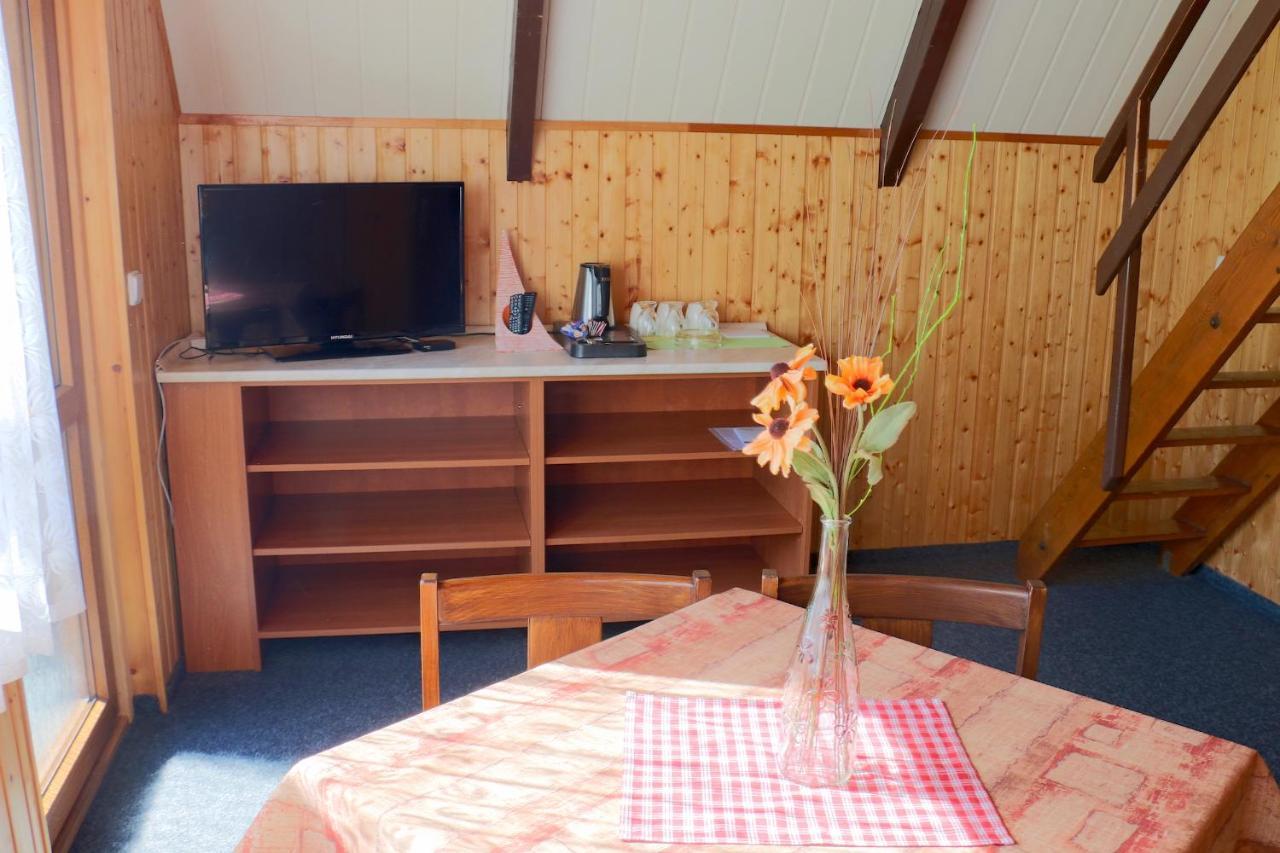 Hotel Maredis Kořenov Extérieur photo