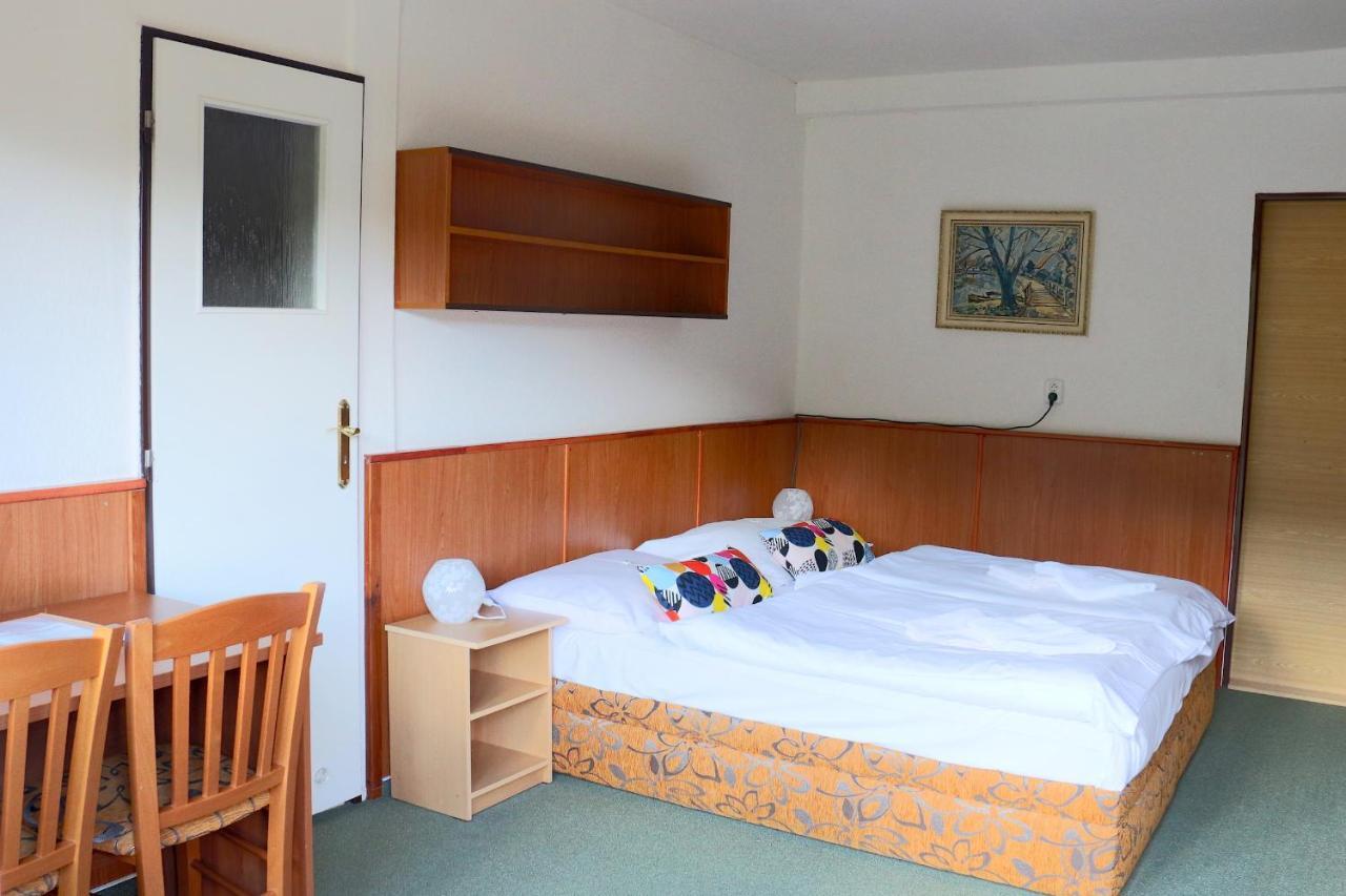 Hotel Maredis Kořenov Extérieur photo