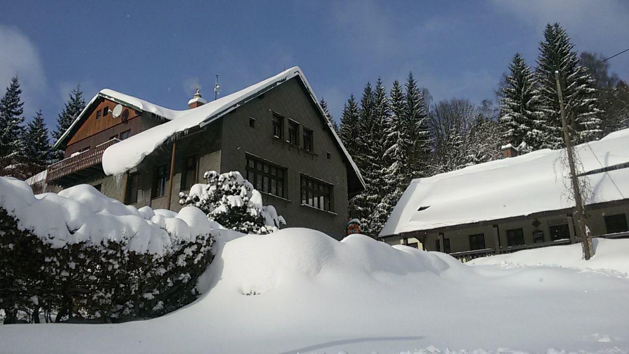 Hotel Maredis Kořenov Extérieur photo