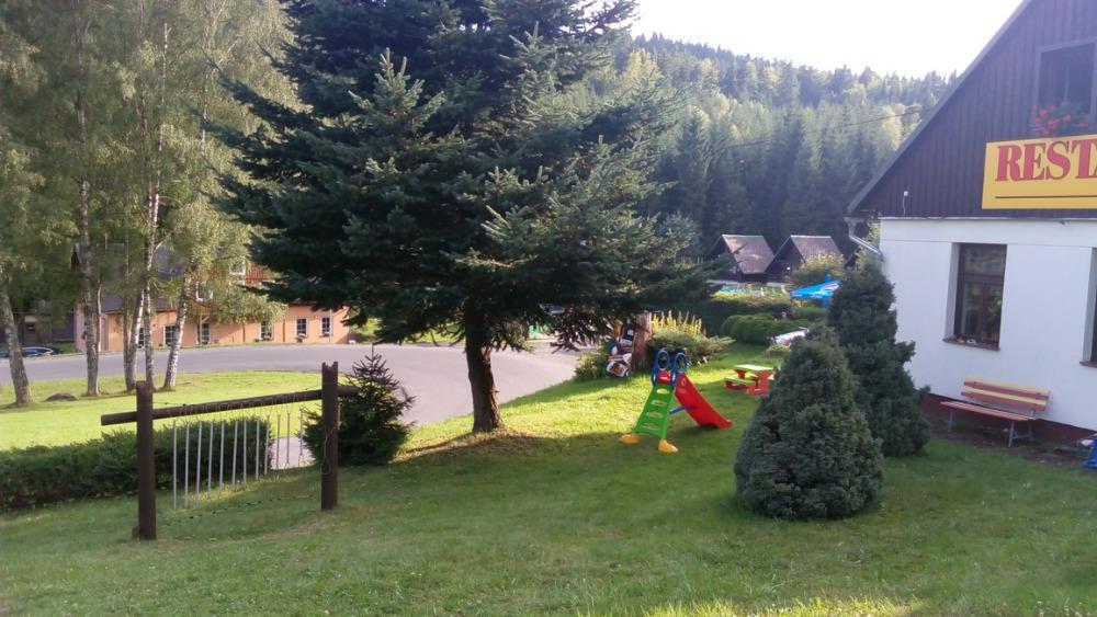 Hotel Maredis Kořenov Extérieur photo