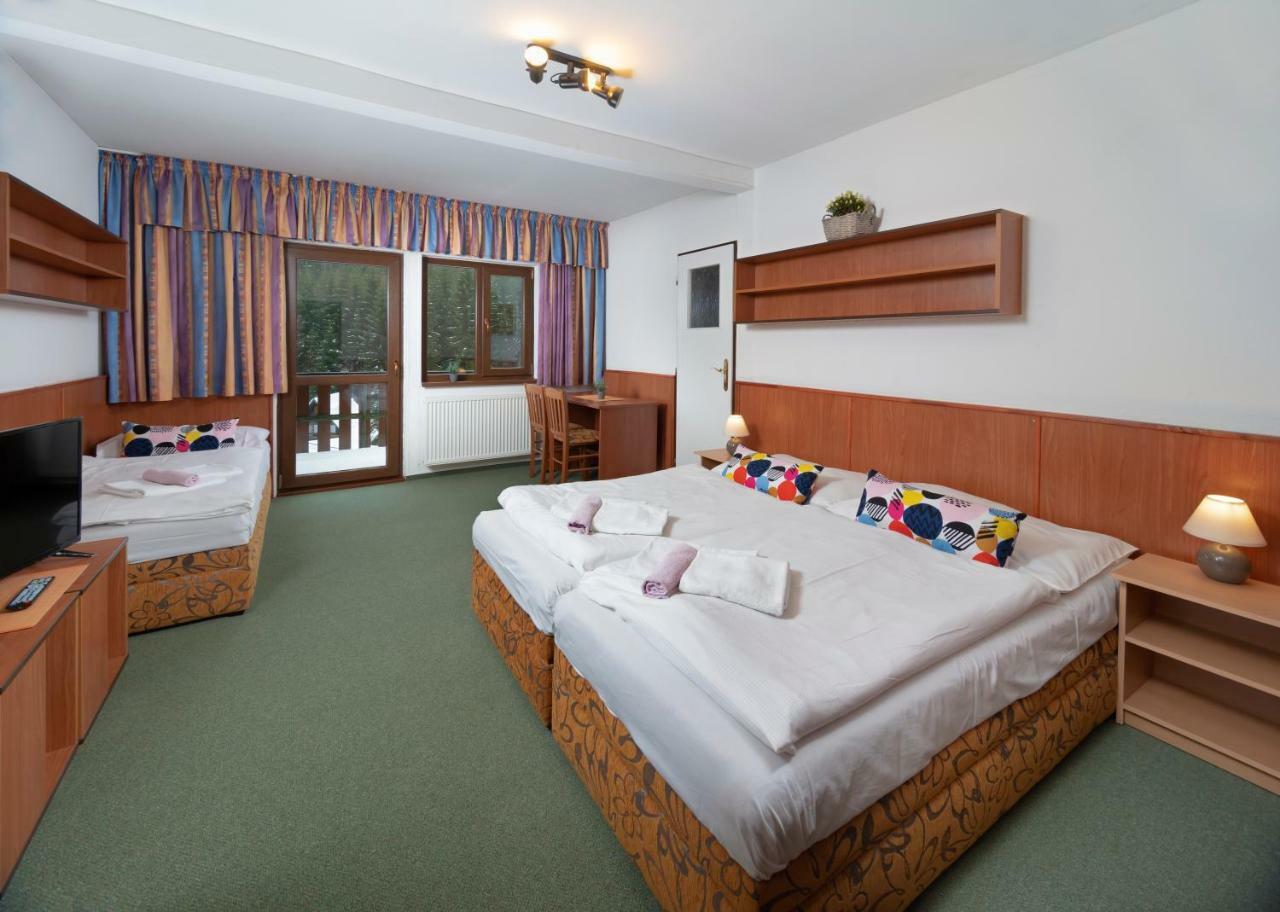 Hotel Maredis Kořenov Extérieur photo